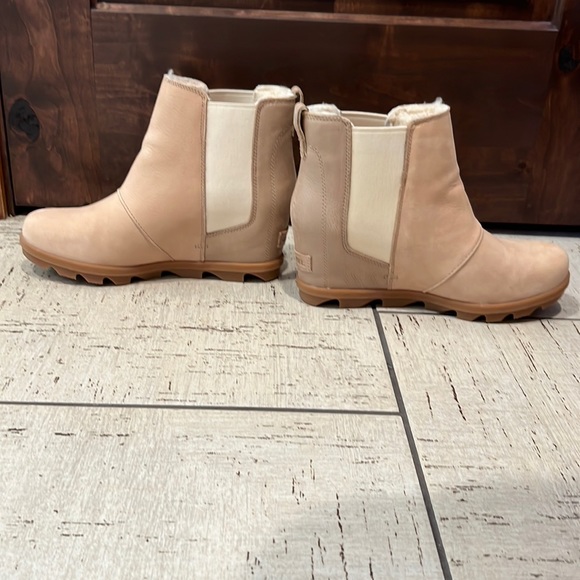 Sorel Joan of Arctic Wedge II Chelsea Lux Bootie with Sherpa, NWOT - Picture 2 of 6